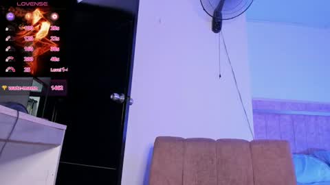 Snapshot of cj_davis1 chatting on October 2, 2025, 3:24 am cj_davis1 online show from October 2, 2025, 3:24 am