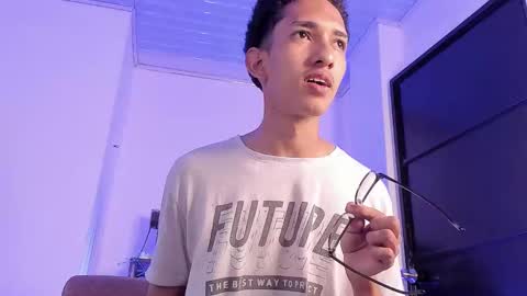 cj_davis1 online show from November 19, 2025, 12:16 pm