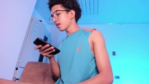 cj_davis1 online show from May 10, 2026, 1:33 am
