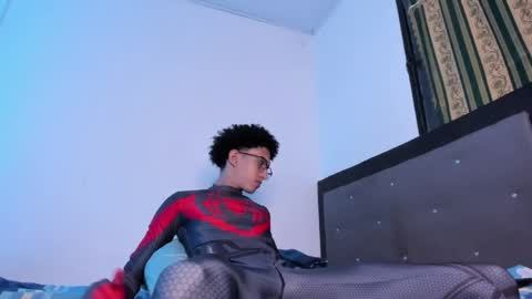 cj_davis1 online show from May 19, 2026, 12:49 am