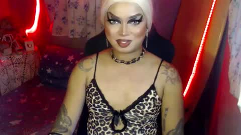 QUEEN CESS online show from April 27, 2026, 9:35 pm