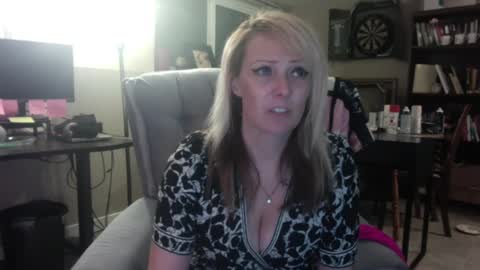 cj_wunderlust online show from September 25, 2025, 7:23 am