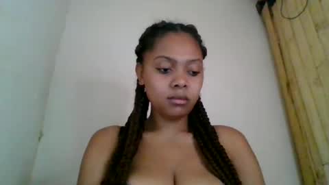 Snapshot of ckamilla45 chatting on October 17, 2025, 6:38 am ckamilla45 online show from October 17, 2025, 6:38 am