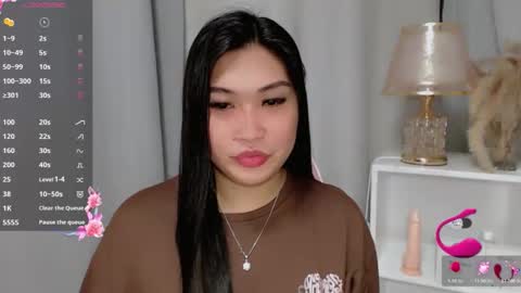 CLAIRE online show from June 9, 2026, 5:19 am