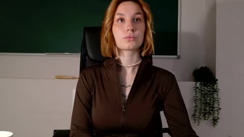 Claire online show from May 10, 2026, 3:06 pm