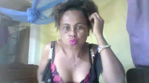 clairette9794 online show from June 9, 2026, 7:14 pm