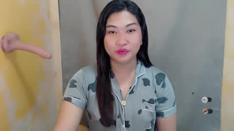 CLAIRE online show from December 17, 2024, 3:39 am