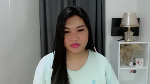 CLAIRE online show from March 8, 2026, 4:27 am