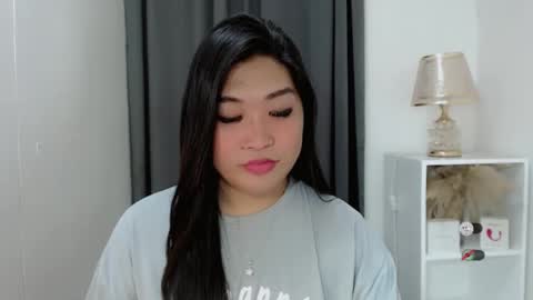 CLAIRE online show from March 17, 2026, 4:50 am