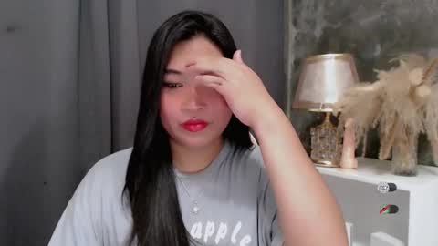 CLAIRE online show from March 22, 2026, 4:38 am