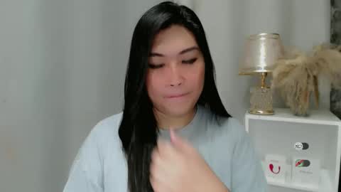 CLAIRE online show from March 24, 2026, 4:50 am