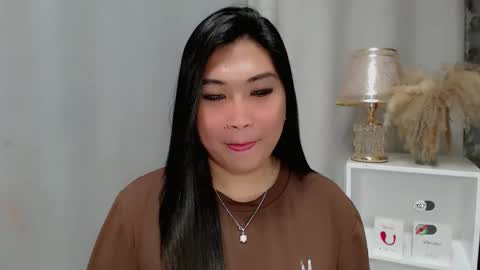 CLAIRE online show from March 25, 2026, 8:20 am