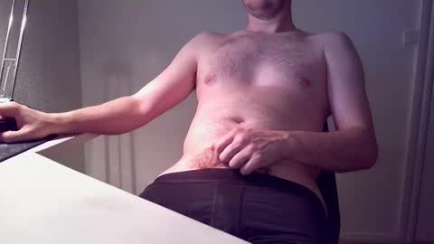 clamshive7 online show from December 13, 2025, 7:53 pm