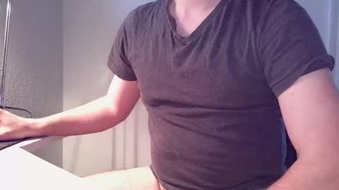 clamshive7 online show from May 1, 2026, 4:11 pm