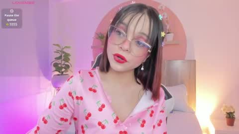 C L A R A online show from May 9, 2026, 4:39 am