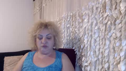Clara online show from January 29, 2025, 8:04 pm