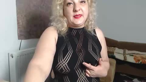 Clara online show from March 18, 2026, 8:12 pm