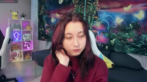 clarabenson online show from October 19, 2025, 6:19 pm