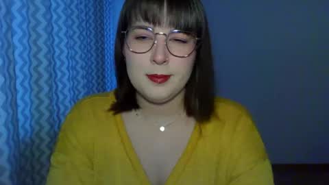 Clara online show from April 11, 2026, 4:33 pm