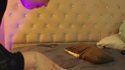 Clara online show from January 8, 2026, 8:16 am