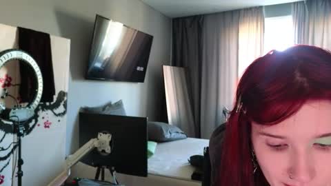 Snapshot of clarewoods chatting on March 16, 2026, 7:56 am Sophie online show from March 16, 2026, 7:56 am