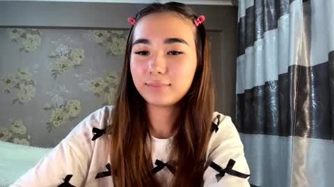 Yuna online show from November 6, 2025, 11:00 am