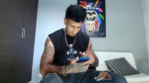 Juanpaindependent model online show from January 21, 2025, 7:06 pm