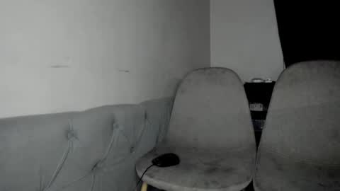 clark_tommy11 online show from January 31, 2025, 3:20 am