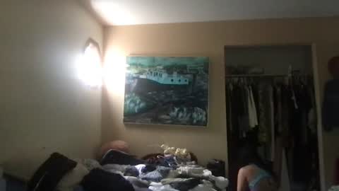Snapshot of clarnbear chatting on July 28, 2026, 4:39 pm clarnbear online show from July 28, 2026, 4:39 pm