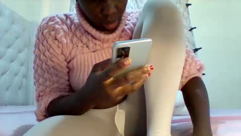 Snapshot of classic_carmen chatting on May 15, 2026, 6:42 am carmen online show from May 15, 2026, 6:42 am