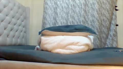 Snapshot of classic_carmen chatting on June 9, 2026, 7:25 pm carmen online show from June 9, 2026, 7:25 pm