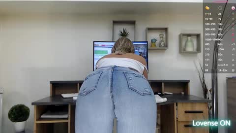 Snapshot of classy_medeeea chatting on February 21, 2025, 1:22 am Deea xxx online show from February 21, 2025, 1:22 am