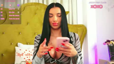 Snapshot of classybarby__ chatting on September 30, 2025, 1:05 pm Velma online show from September 30, 2025, 1:05 pm