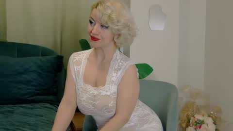 Classy Tinna online show from January 22, 2025, 7:14 am