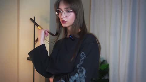 Snapshot of claudecorliss chatting on February 17, 2026, 12:45 pm claudecorliss online show from February 17, 2026, 12:45 pm