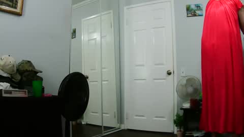 Claudia online show from February 5, 2025, 5:20 pm