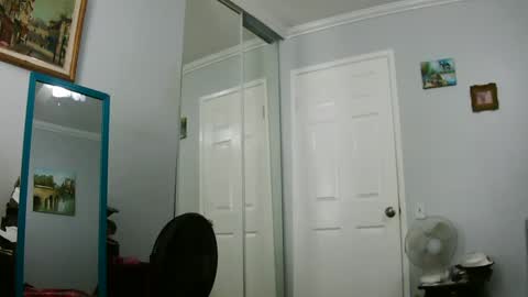 Claudia online show from February 19, 2025, 5:06 pm