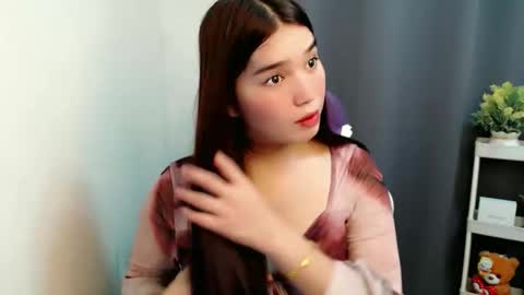 Claudia online show from October 11, 2025, 5:50 am