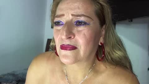 claudiabroke online show from December 20, 2024, 4:42 am