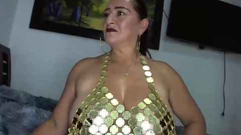 claudiabroke online show from February 14, 2025, 1:56 am