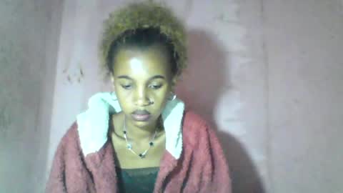 claudianne online show from June 19, 2026, 5:06 pm