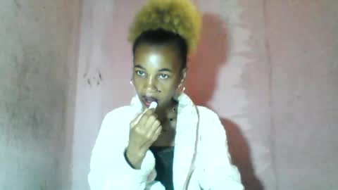 claudianne online show from July 5, 2026, 4:41 am