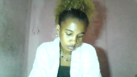 claudianne online show from August 3, 2026, 6:34 am