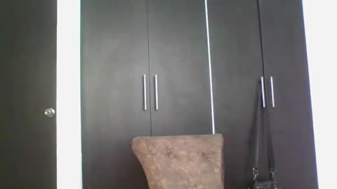 Clay online show from April 28, 2026, 3:39 pm