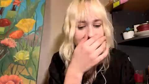 Snapshot of clementinehollner chatting on October 9, 2025, 5:55 pm Jenny online show from October 9, 2025, 5:55 pm