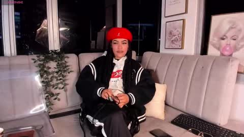 Snapshot of cleo__smith chatting on October 1, 2025, 2:17 am Cleo  smith online show from October 1, 2025, 2:17 am