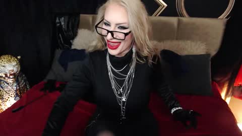 Cleo online show from March 21, 2026, 12:37 am