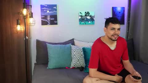 Snapshot of cleoanubis_ chatting on October 14, 2025, 6:36 am Girl Juliana and Federico online show from October 14, 2025, 6:36 am