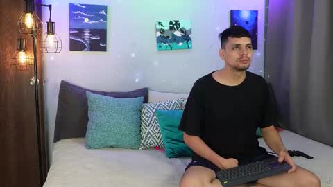 Snapshot of cleoanubis_ chatting on October 29, 2025, 6:26 am Girl Juliana and Federico online show from October 29, 2025, 6:26 am