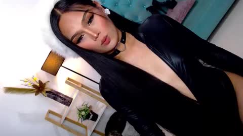 Cleo online show from January 11, 2026, 1:21 am